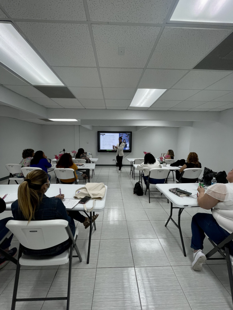 Taller de redes sociales y marketing Taller de redes sociales y marketing